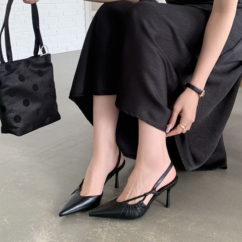 Socialite Style Pointed-Toe High-Heeled Sandals for Women, 2026 Spring/Summer New Model, Single Strap, Open Back, Slimming Effect, Closed-Toe Women's Shoes