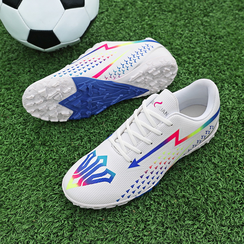 2025 nuevos zapatos de fútbol de clavos infantiles zapatos de entrenamiento deportivo para hombres y mujeres zapatos deportivos juveniles transfronterizos