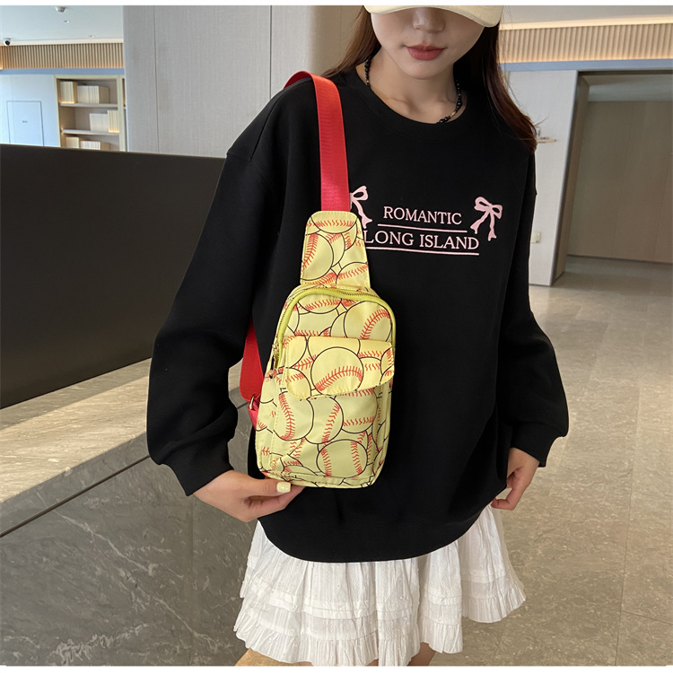 Women's Medium Nylon Ball Streetwear Square Zipper Fanny Pack display picture 12