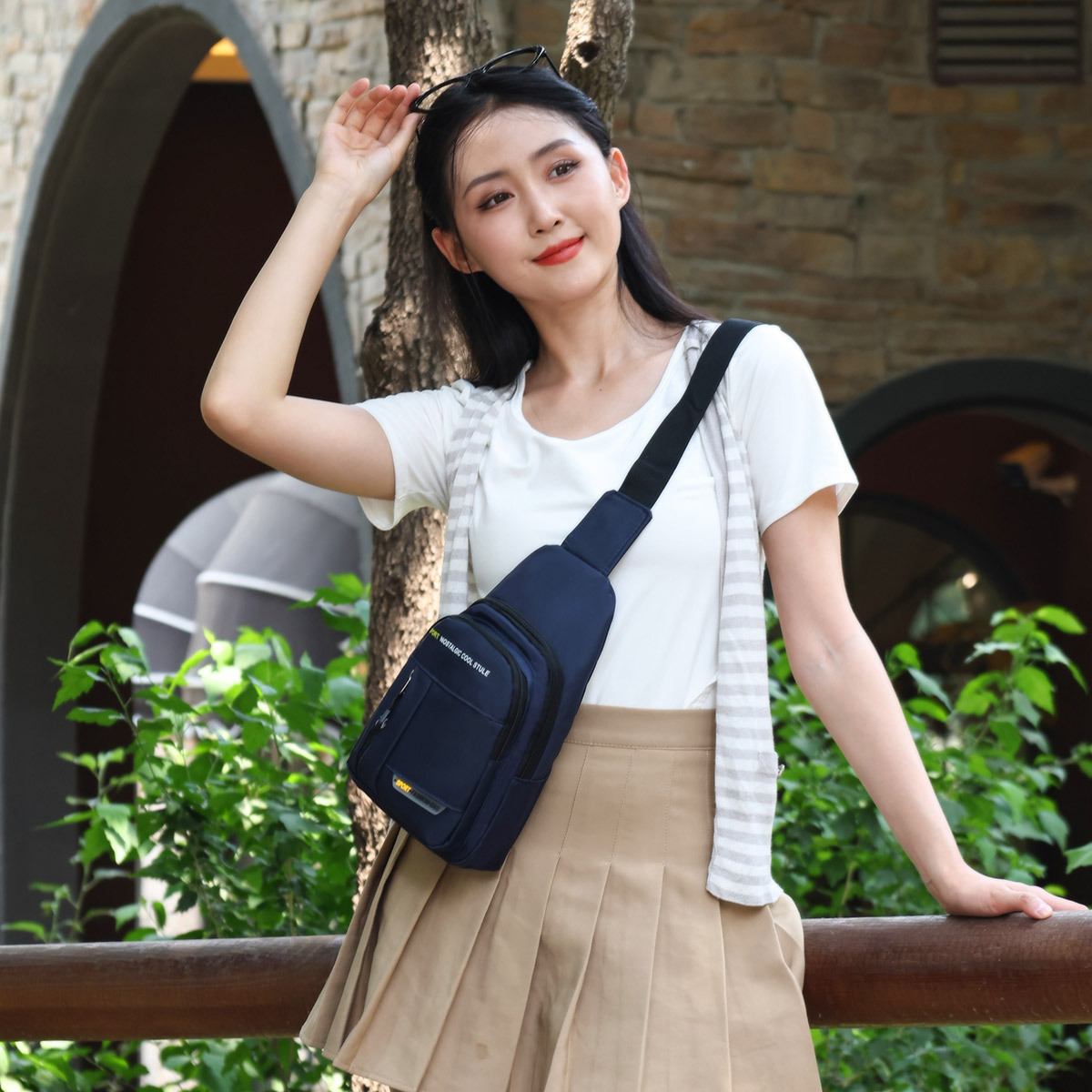 001 Cross-Border New Chest Men Business Commuting Travel Casual Backpack Women Lightweight Large Capacity Cycling Sports_voghion.com