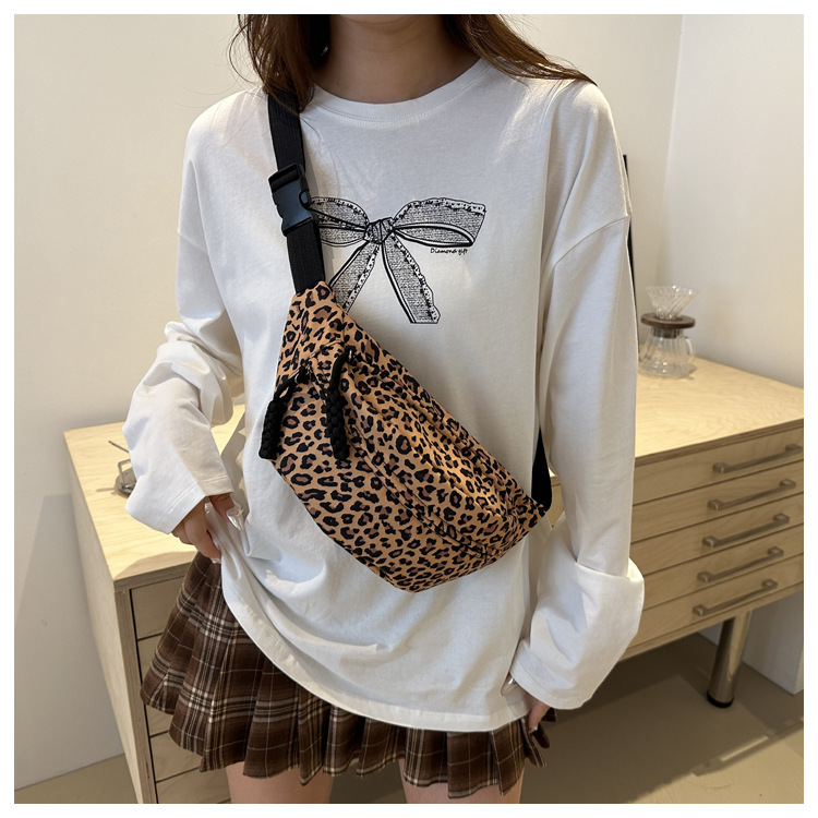 Women's Medium Oxford Cloth Butterfly Leopard Streetwear Dumpling Shape Zipper Shoulder bag monogram Saddle bag monogram display picture 21