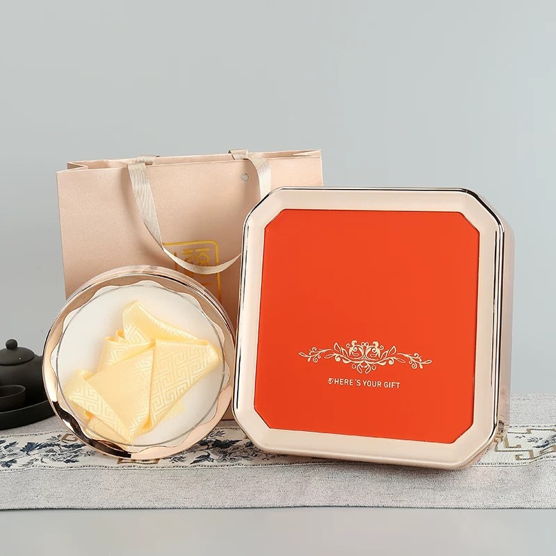 215f3da8776d81eead5b61895d61db