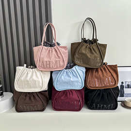 泰国ME限定托特包鹿皮绒斜挎包刺绣时尚女包高级感迷你手提单肩包