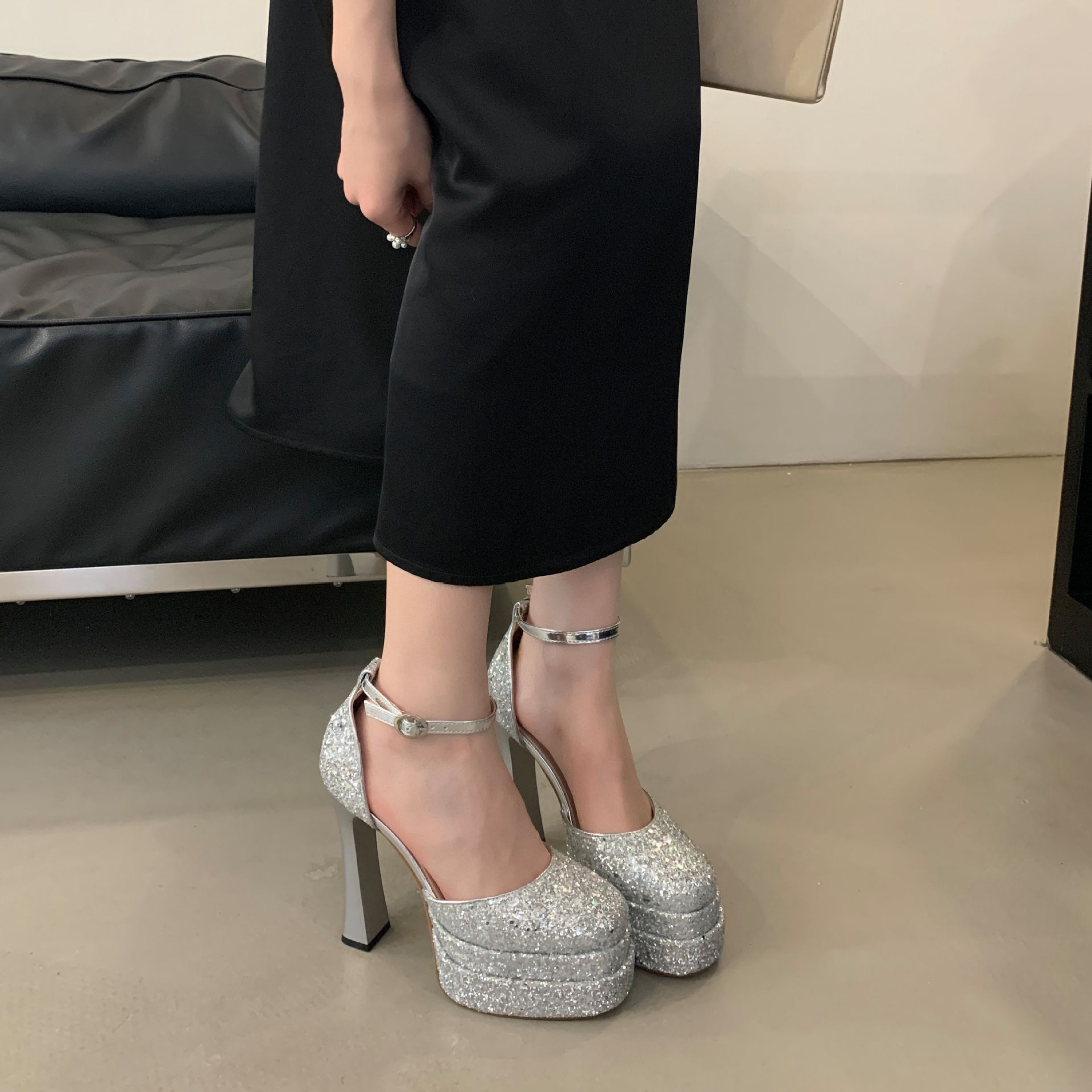Giày cao gót nữ gót thô đế dày hai lớp chống thấm nước thời trang mới 2024 — Màu đen chi tiết 17