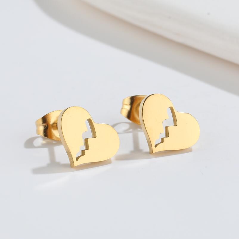 Fashion Heart Shape Titanium Steel Ear Studs Plating No Inlaid Stainless Steel Earrings