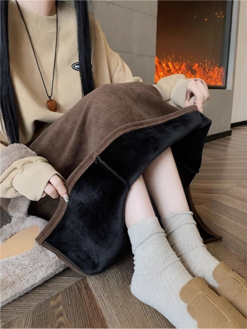 コーデュロイ大きいサイズレディースベルベット厚手スカート2024秋冬Aライン痩身韓国風ミドル丈レディーススカートハイウエスト