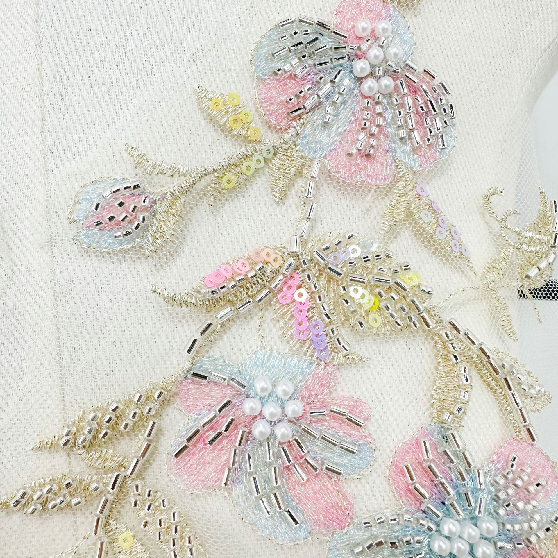 China estilo chaleco material de decoración de vestido mariposa rosa bordado perlas pegatinas de encaje nuevo