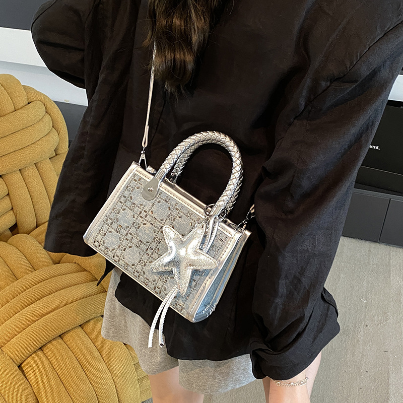 Tendencia extranjera bolso de mano para mujeres 2025 nuevo popular bolso de hombro universal de alto nivel bolso de diamante