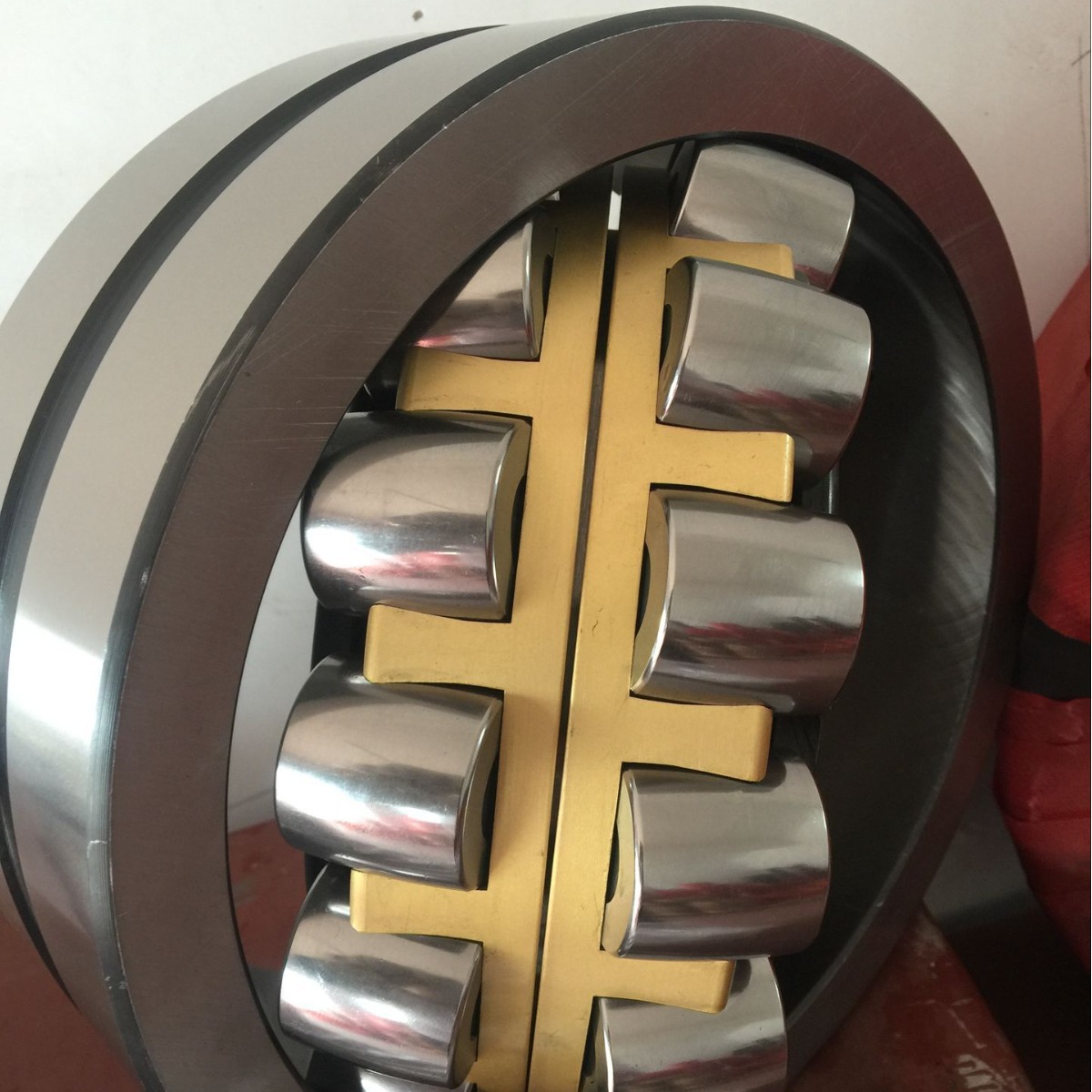 23220MB/C3W33轴承    23220MBK/C3W33调心滚子轴承