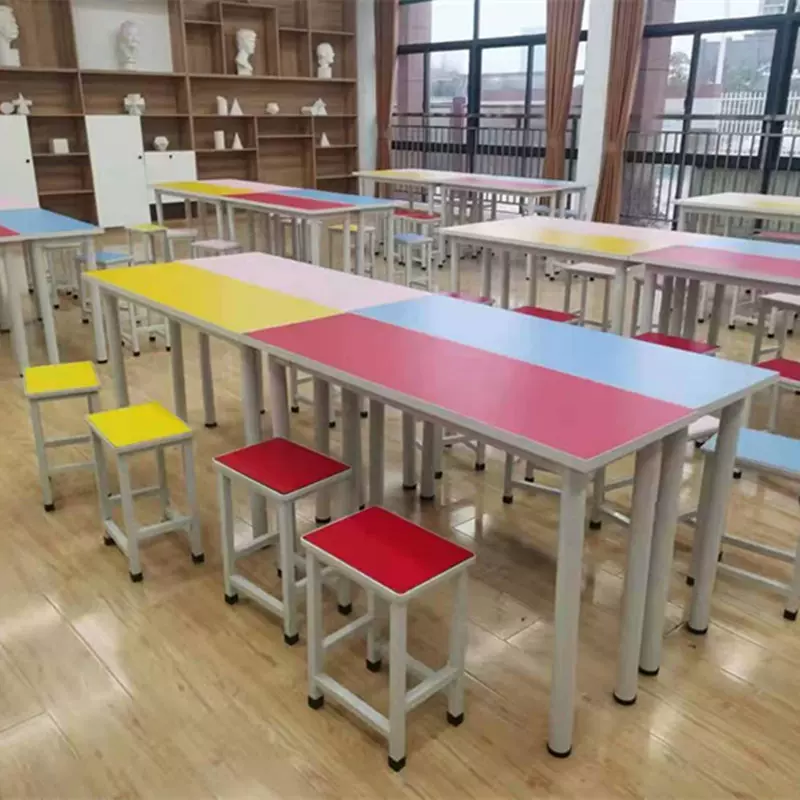中小学生梯形美术培训辅导课桌彩色拼接绘画阅览桌六角组合扇形桌