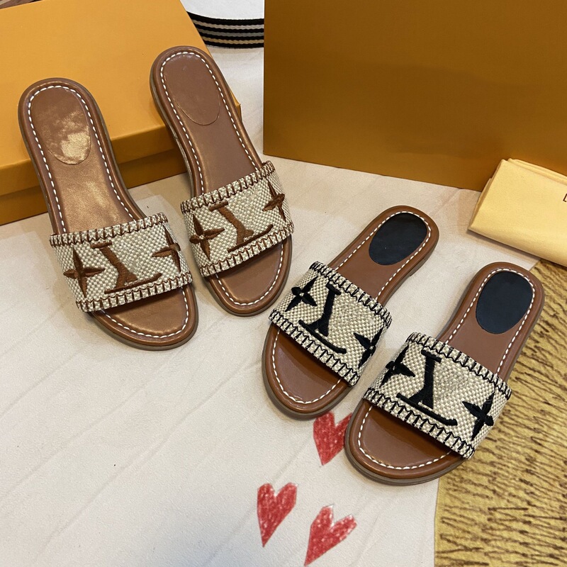2025 Summer Round-Toe Flat Slippers with Letter Embroidery for Women, Outdoor Slide Sandals, Women's Shoes for Foreign Trade, Flat Heel, Non-Slip