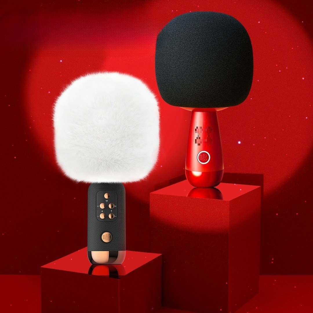 Entertainment wireless handheld microphone