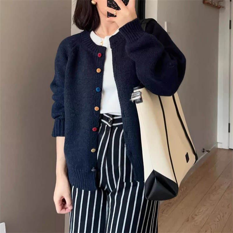 韩系彩扣设计感洋气休闲针织开衫女秋冬新款宽松软糯短款毛衣外套|undefined