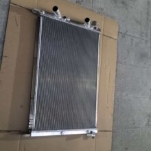 299047      FERRARl 323222    California T   GTC4   RADIATOR