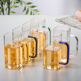 ������ɫ�ʰѲ�����������͟�ţ�̱�����͸����֭���k��ˮ��