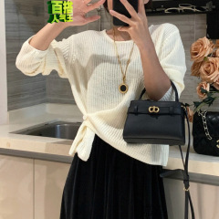 2025年韩系设计感下摆提扣衫女秋季新款百搭简约加长款其他毛衣