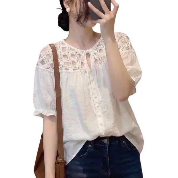 French-Style Light Luxury Exquisite High-End Beautiful Top 2026 Summer Romantic Gentle Style Hollow Lace Patchwork Blouse