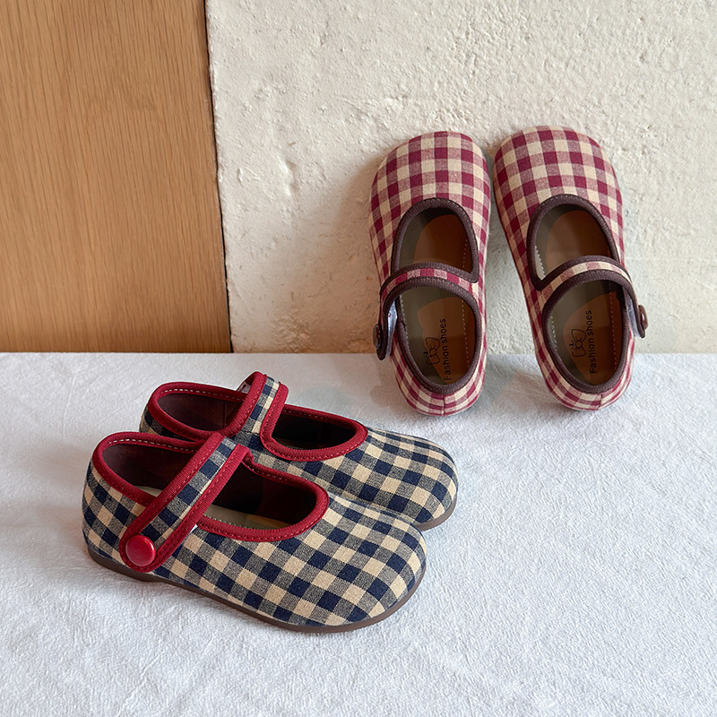 Niñas de moda retro marizhen zapatos de otoño 2026 nuevos zapatos casuales de velcro de malla suave para niños