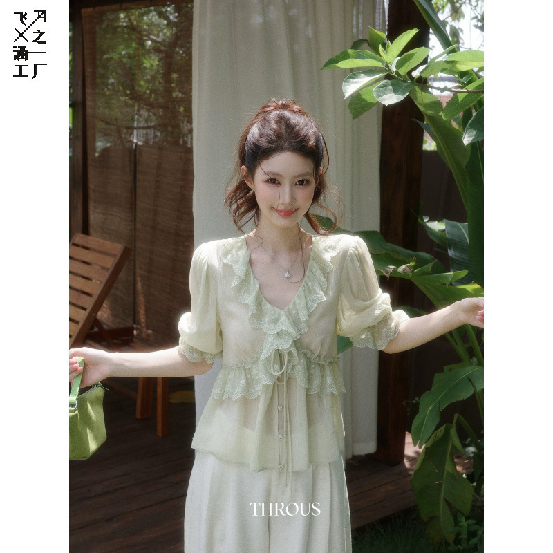 Korean-Style V-Neck Puff-Sleeve Lace Ruffle Shirt for Women, Summer Waist-Cinching Slim-Fit Top, Gentle Style Tie-Up Blouse