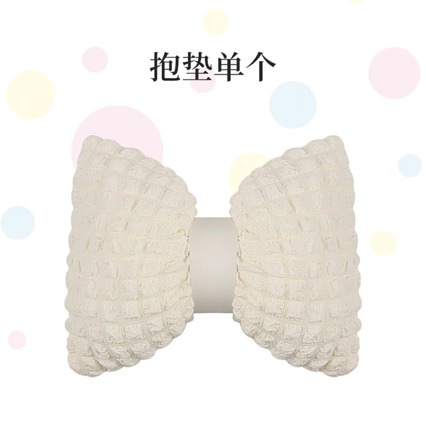 White pillow, 1 pieces
