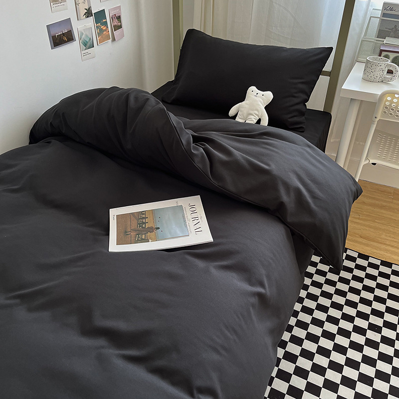 Wholesale Popular Skin-Friendly Four-Piece Set of Small Fresh Bedding, Three-Piece Set for College Dormitory, Four-Piece Set for Bunk Beds