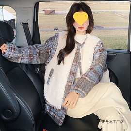 设计感羊羔毛马甲格纹毛呢外套女秋冬季韩系超好看呢子上衣两件套