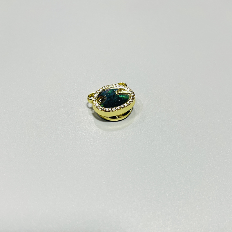 金属别针8755912.jpg