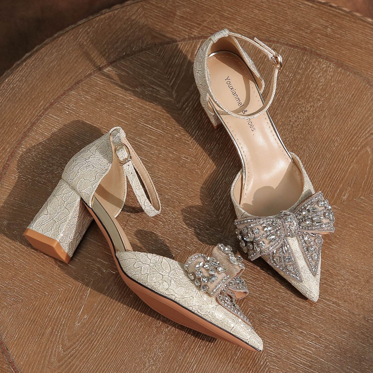 6666F-016 Scarpe eleganti con tacco alto e cinturino cavo con fiocco per abito da banchetto nuziale_voghion.com