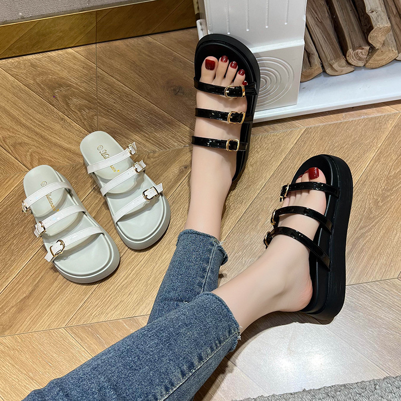 Women's Single-Strap Buckle Slippers for Outdoor Wear, 2026 Summer New Fashion Versatile Thick-Soled Soft-Soled Non-Slip Women's Sandals