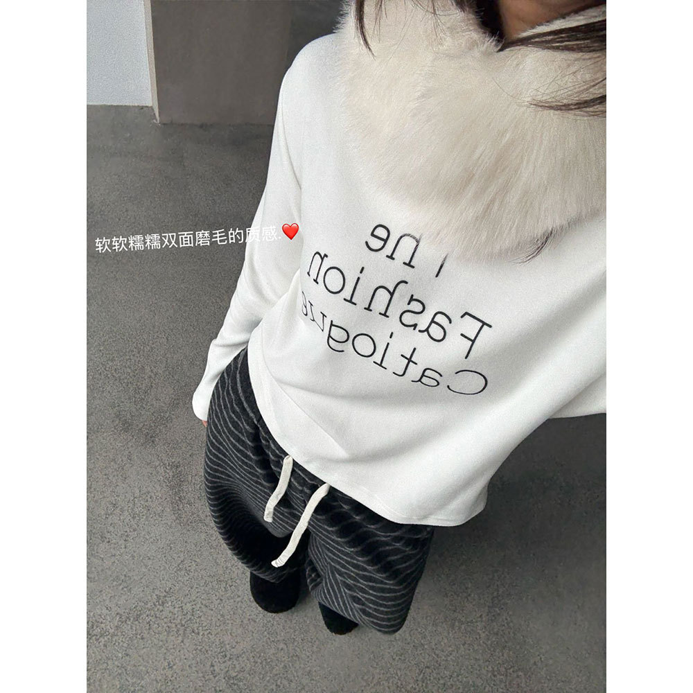 【王琪芝】字母磨毛软糯长袖T恤女秋冬修身柔软亲肤打底上衣WQ066