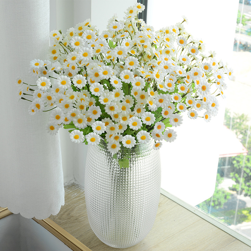 30 small daisy artificial flowers chamomile cosmos home photography decoration pastoral net red bouquet wholesale