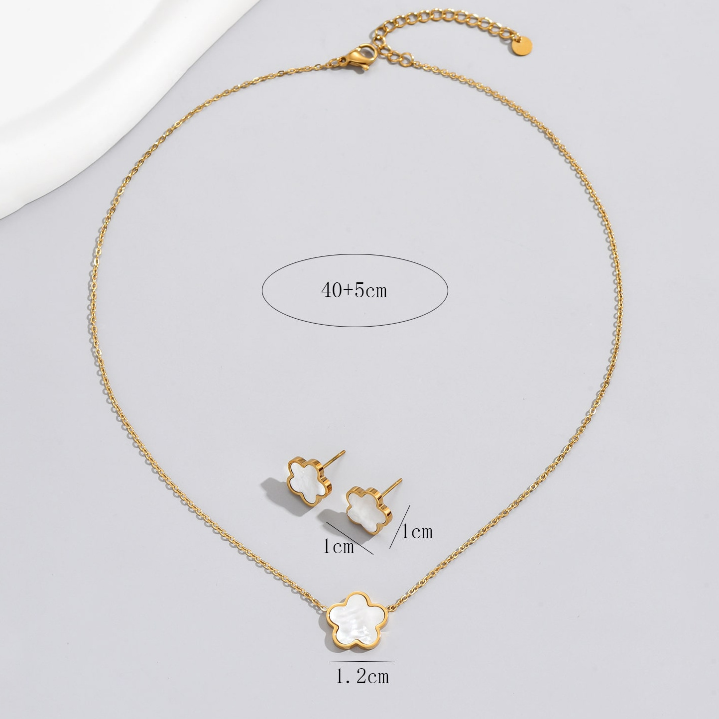Golden Black Shell Necklace