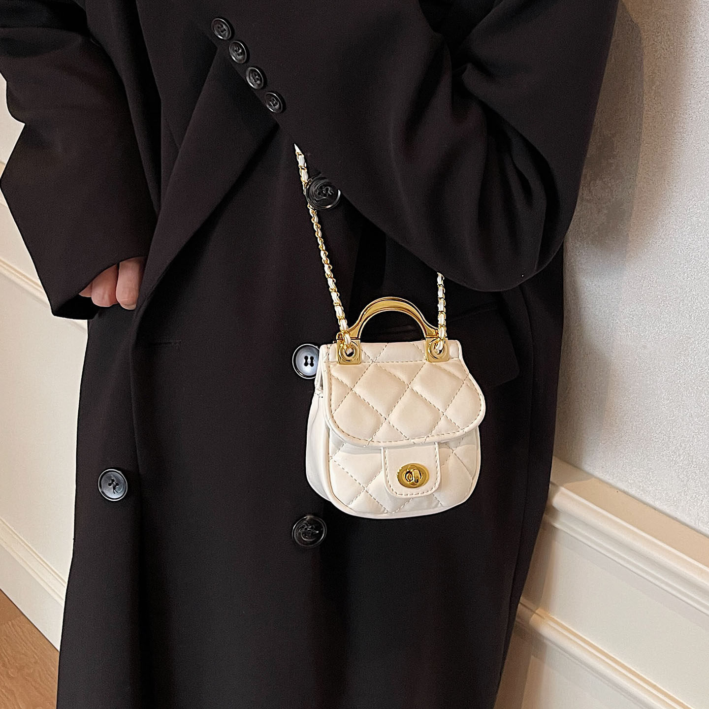 Bolsa de viaje de diamante, bolso de verano para mujeres, 2026 bolso de nuevo estilo universal, bolso de mochila, cadena de moda coreana, mini portátil