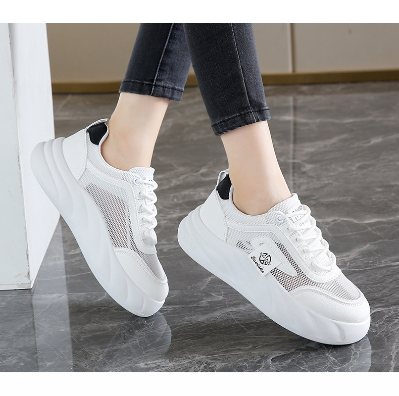 Zapatos de mujer 2025 nuevos zapatos blancos de suela gruesa de verano delgados y ligeros con suela suave de malla transpirable zapatos de red deportivos casuales