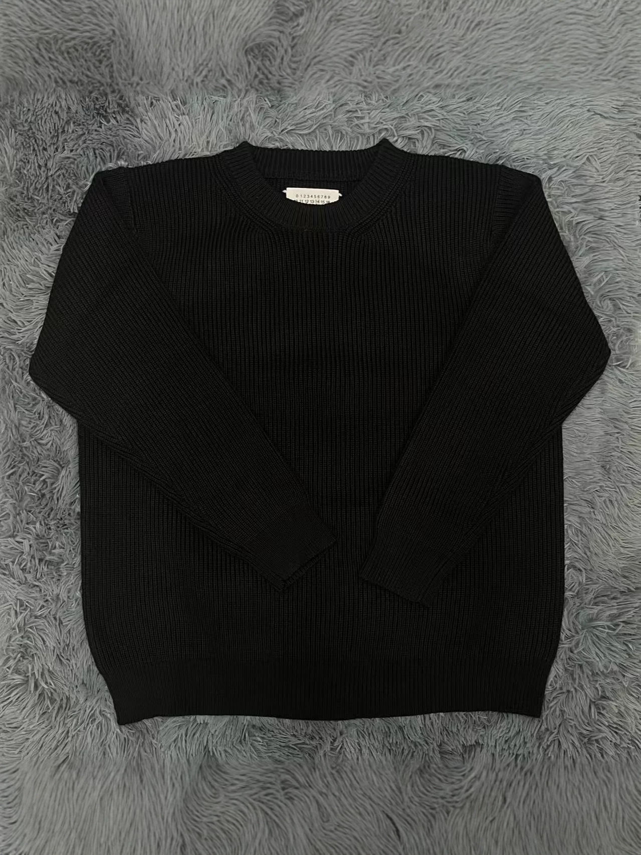 2026 New Style Solid Color Round Neck Loose Knit Sweater Fashion Trendy Long-Sleeve Unisex Sweater Simple Daily Street Style