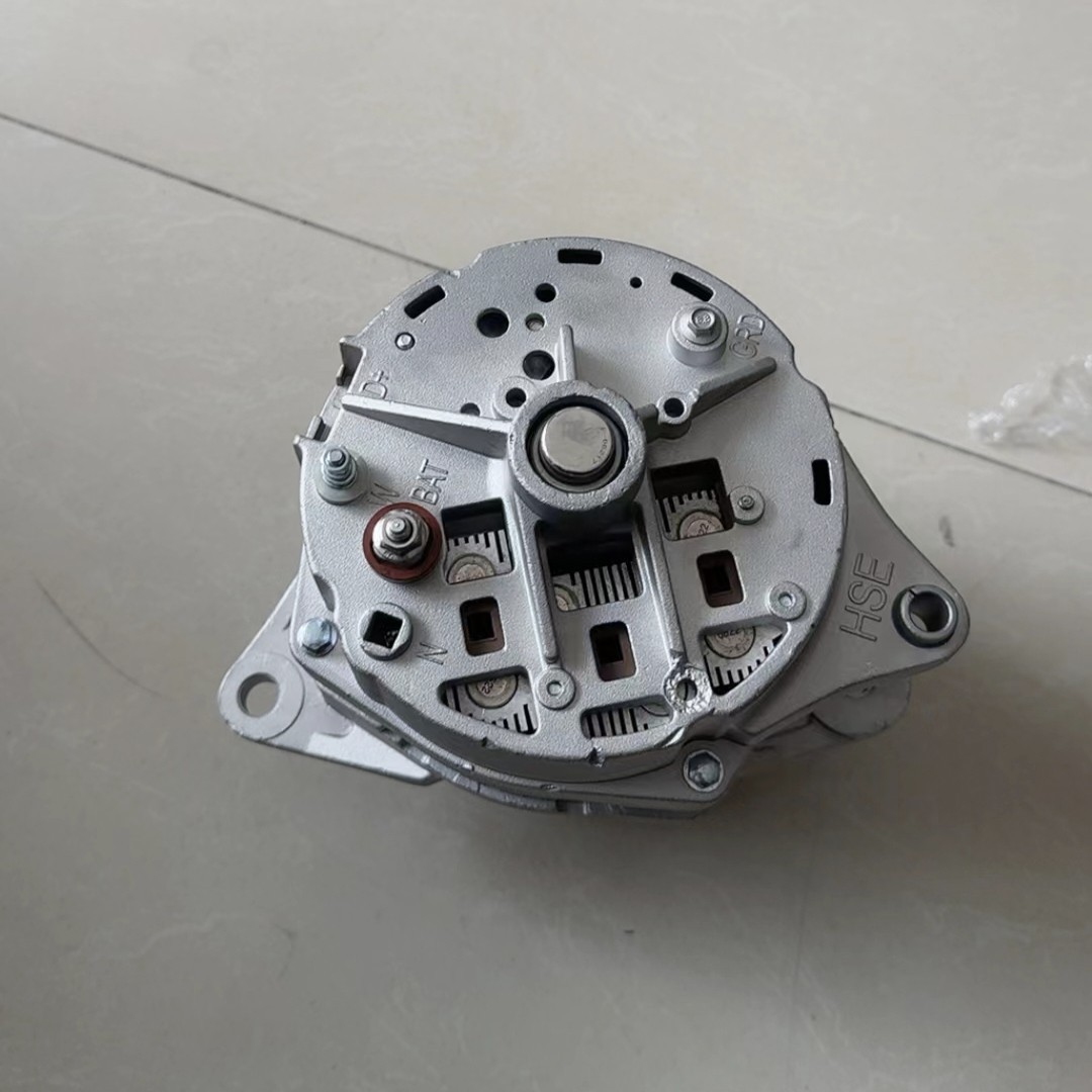 Dongfanghong Engine Tractor Diesel Engine Generator Agricultural Machinery Parts JFZ1108 Generator 12V100A
