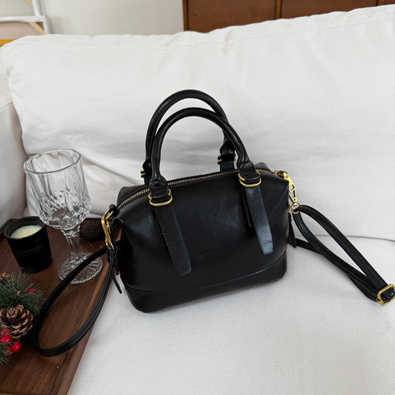 Vintage Niche Handheld Bowling Bag For Women Autumn 2026 New Trendy Korean Commuter Multifunctional Crossbody Bag - Thumbnail 5