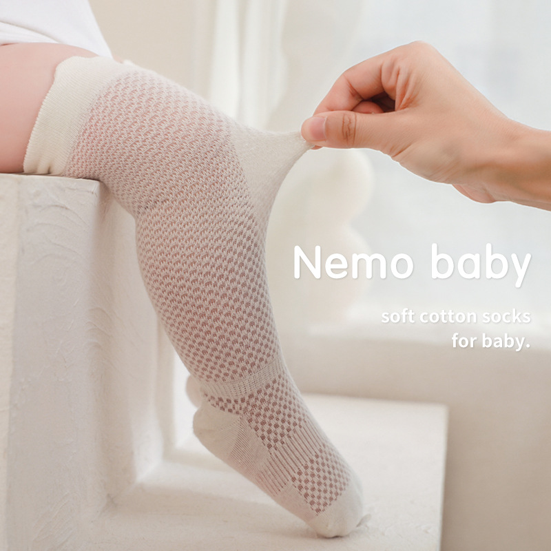 2024 verano nuevo bebé recién nacido calcetines verano ultrafino boca suelta sin hueso pierna libre bebé calcetines largos