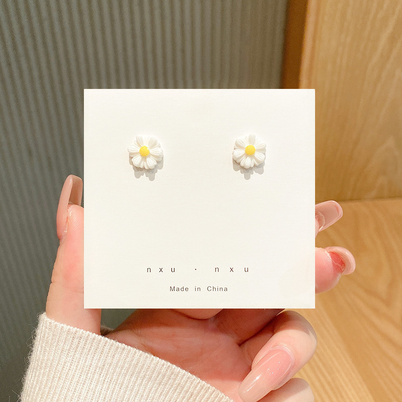 Pendientes de aleación moda coreana, estilo lujo ligero, ideales para puestos callejeros, mercado nocturno y ventas en vivo, al por mayor