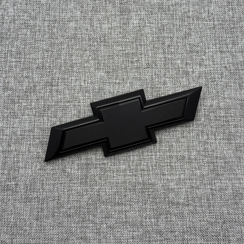 Applicable to Chevrolet Cruze Models 17-22, Front and Rear Cross Logo Replacement, Blackened Car Emblem