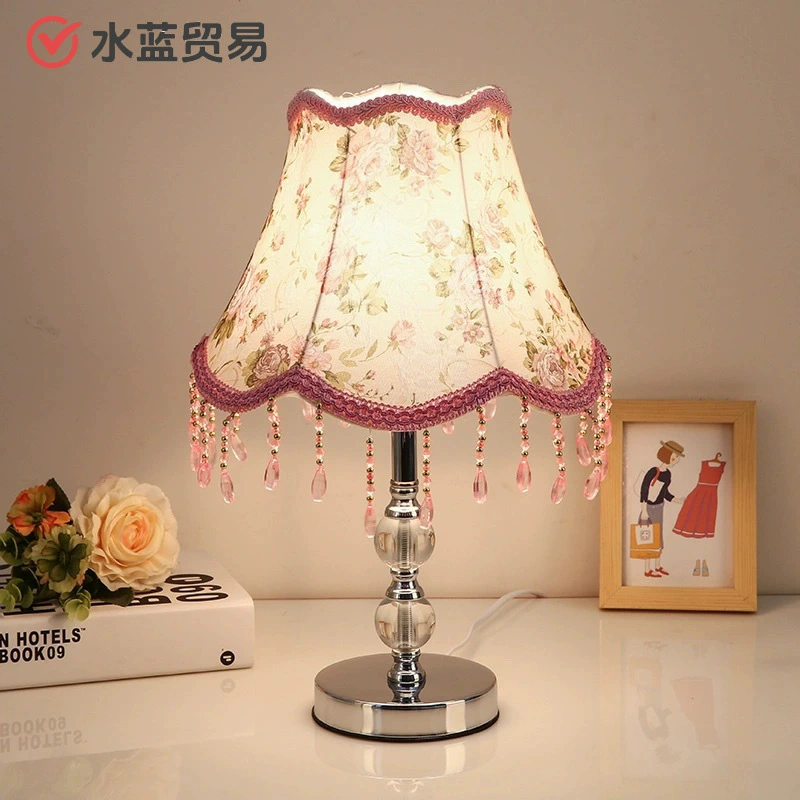 Creative table lamp for bed, energy-saving modern and minimalistic night light for breastfeeding, remote control