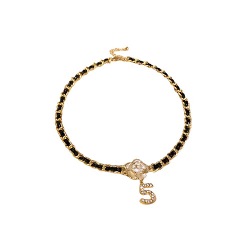 Autumn and winter retro diamond-encrusted letter pearl flower leather winding necklace high-end temperament sweater chain internet celebrity necklace