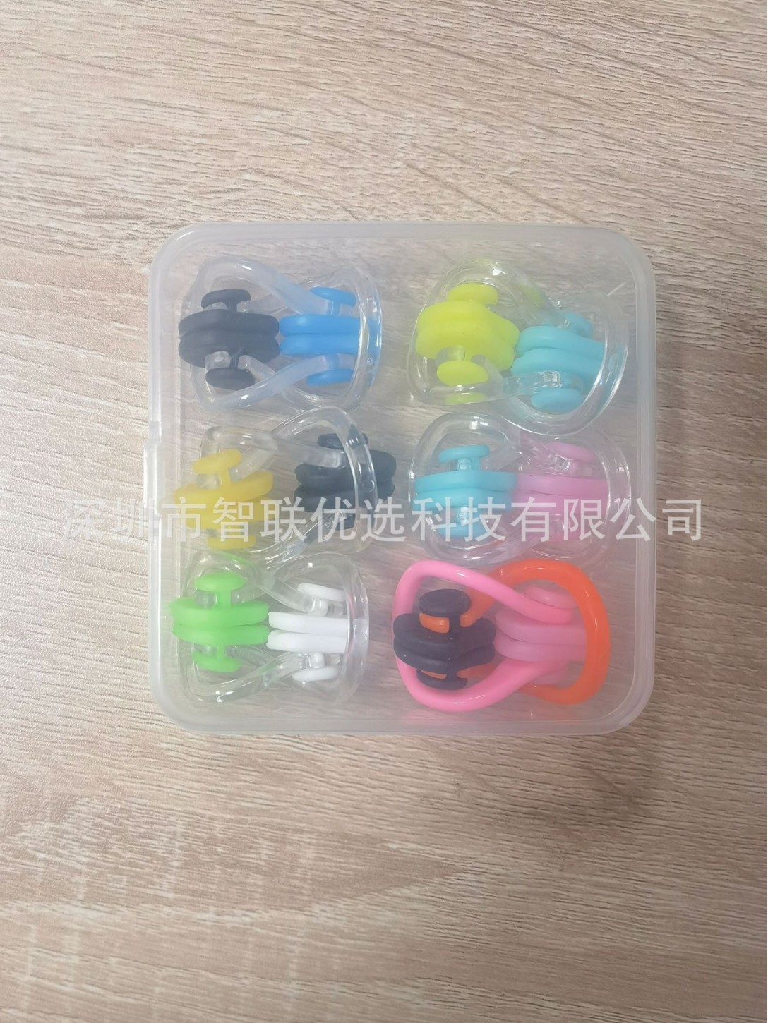 Boxed Nose Clips Can Be Packaged with Plastic Sealing Film and Can Be Customized for Packaging. Outdoor Sports Anti-Loss Swimming Accessories to Prevent Choking