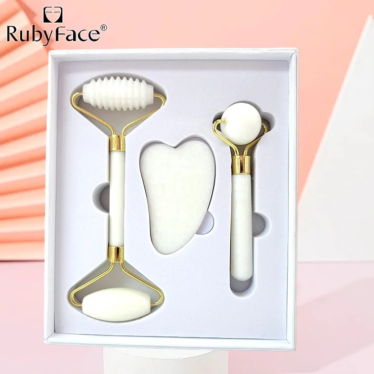 RUBYFACE天然玉石滾輪按摩棒刮痧板禮盒裝三件套瘦臉美妝工具