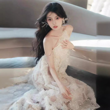 新娘结婚晨袍女2025秋季新挂脖仙气订婚裙海边度假时尚潮流轻婚纱