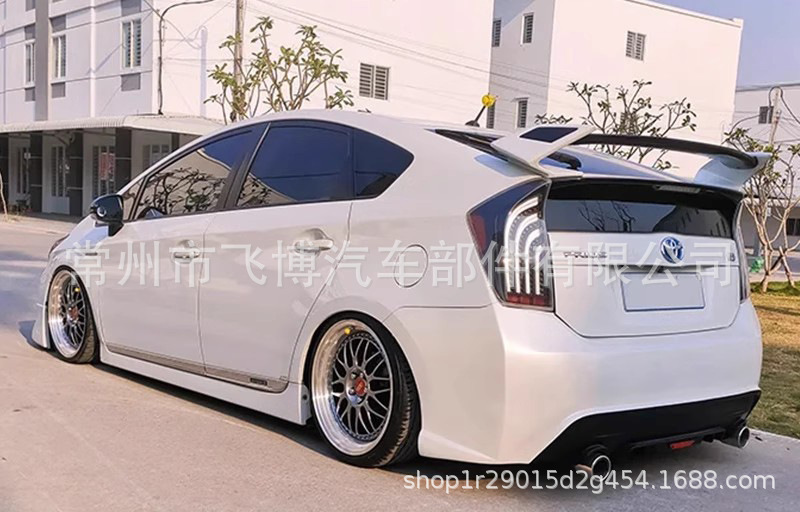 Suitable for 03-12 Toyota Prius Pruis Zvw30 Rear Wing Modified Rowen Tommykaira Rear Wing