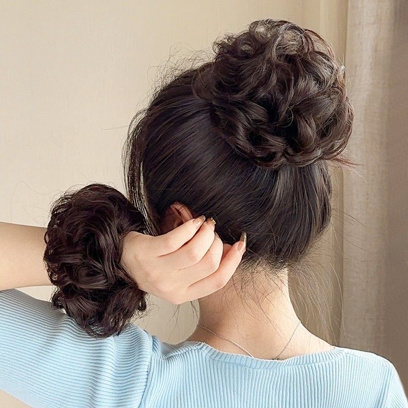Peluca de cabeza femenina de bola esponjosa anillo de pelo natural flor corsé pelo perezoso updo artefacto Internet celebridad peluca bolsa tocado simulación