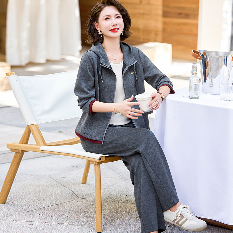 妈妈秋装套装女新款中老年连帽洋气外套时尚上衣休闲两件套运动服|undefined