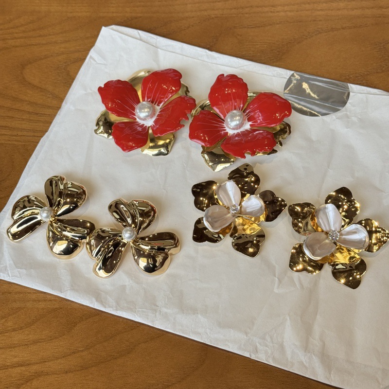 Retro elegant earrings pearl