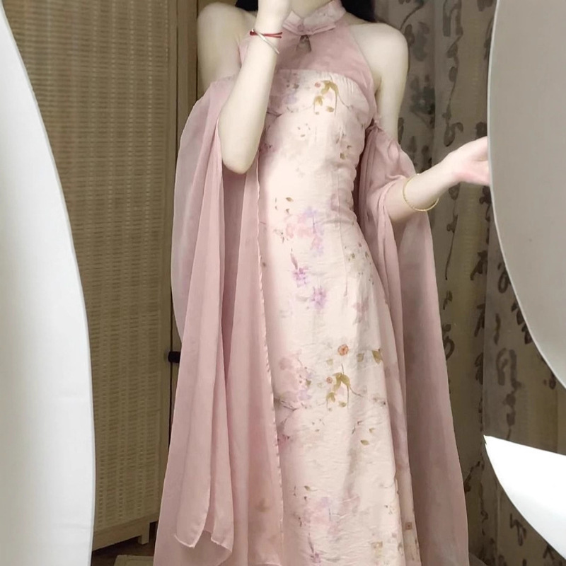 New Chinese Style Improved Cheongsam Engagement Dress Classy Accessible Luxury Niche Chinese Style Pink Halter Dress for Women Spring and Summer